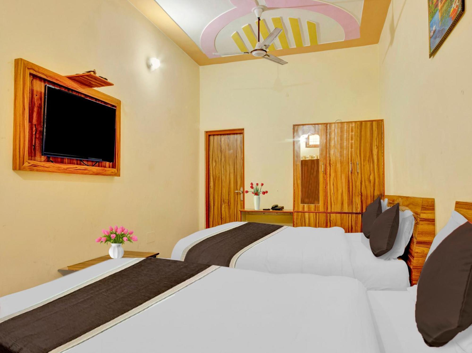 Hotel Kailasha Uttarkāshi 外观 照片