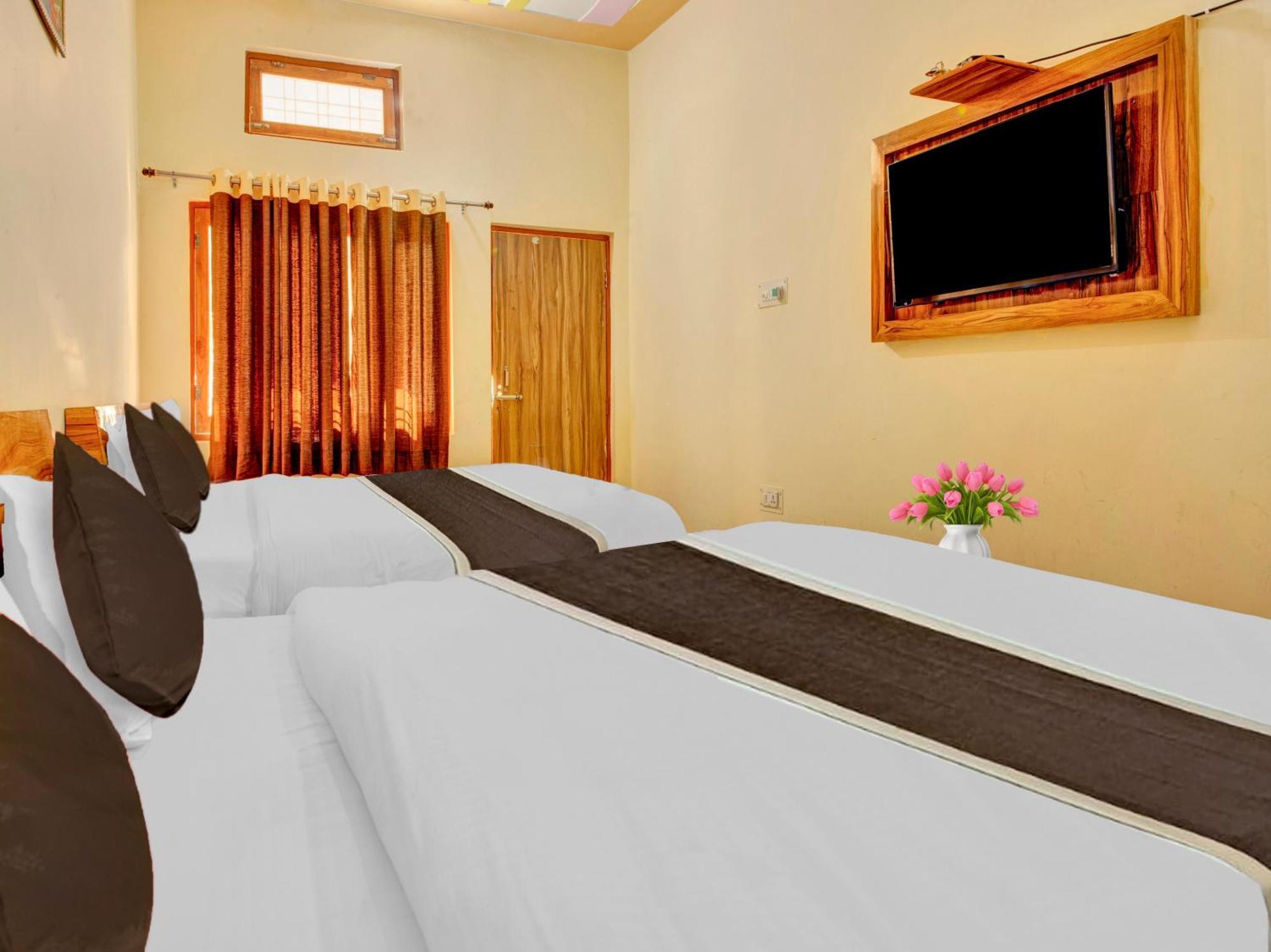 Hotel Kailasha Uttarkāshi 外观 照片