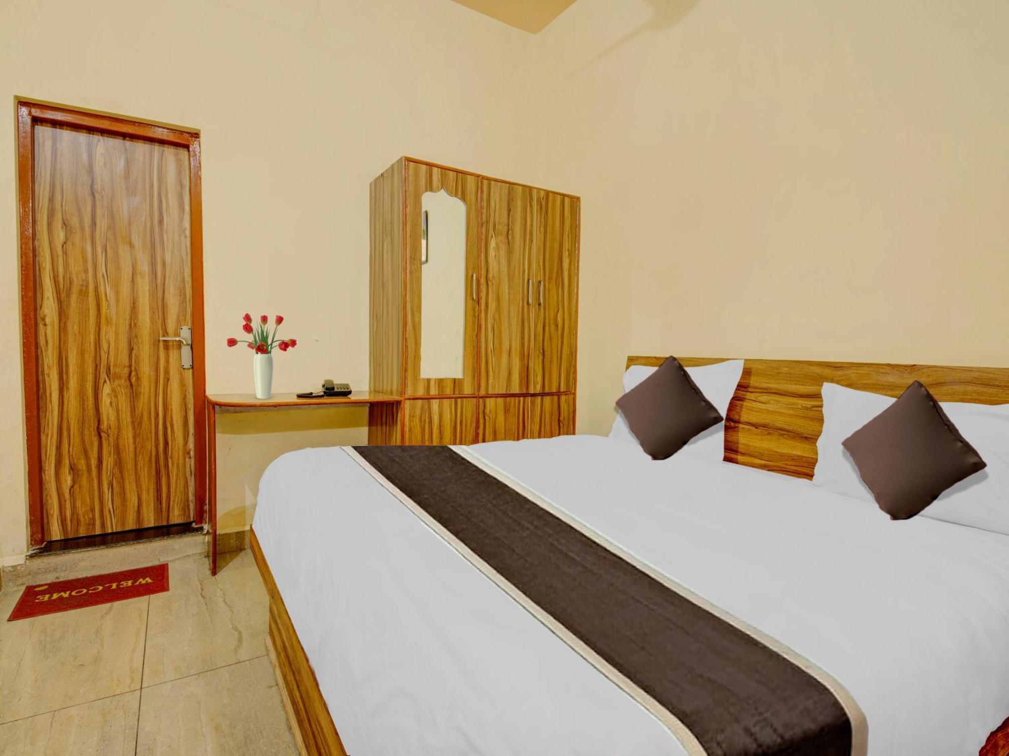 Hotel Kailasha Uttarkāshi 外观 照片