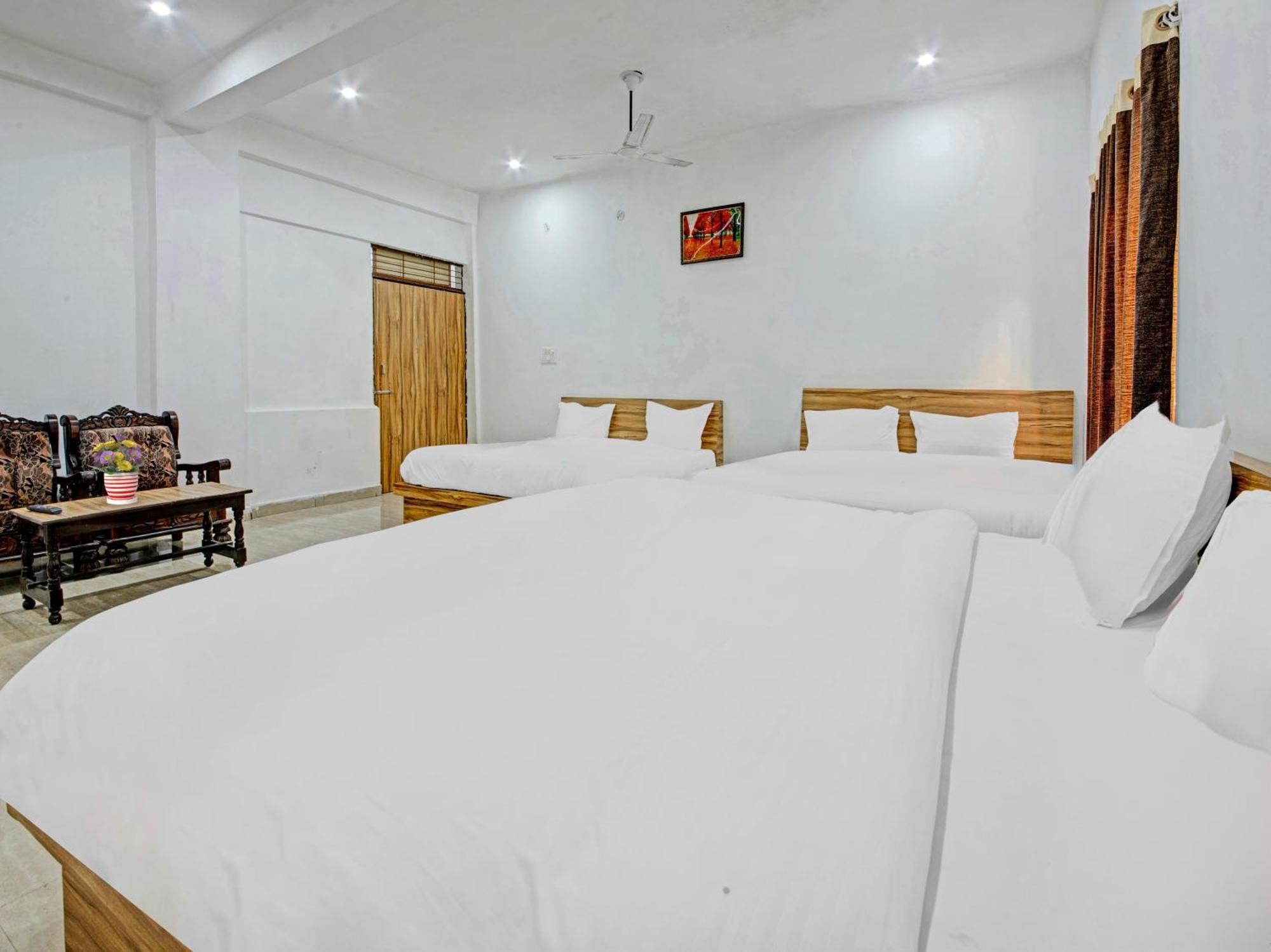 Hotel Kailasha Uttarkāshi 外观 照片